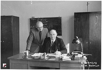 Mitarbeiter Bahnmeisterei, Bild 1-1/4