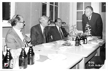 Mitarbeiter Verwaltung, Bild 1-3/5