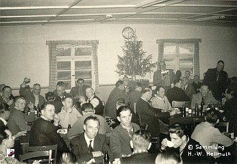 Mitarbeiter Werkplatz, Bild 2-2/16