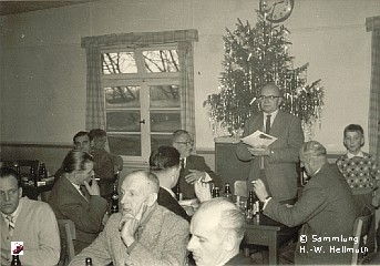 Mitarbeiter Werkplatz, Bild 2-3/16