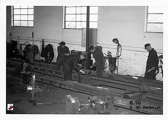 Mitarbeiter Werkplatz, Bild 1-19/26