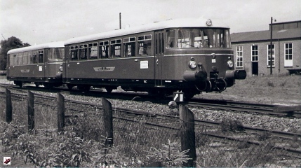 Triebwagen VT4.42