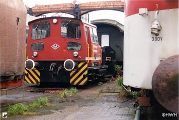 Lok 221 im Jahr 2004