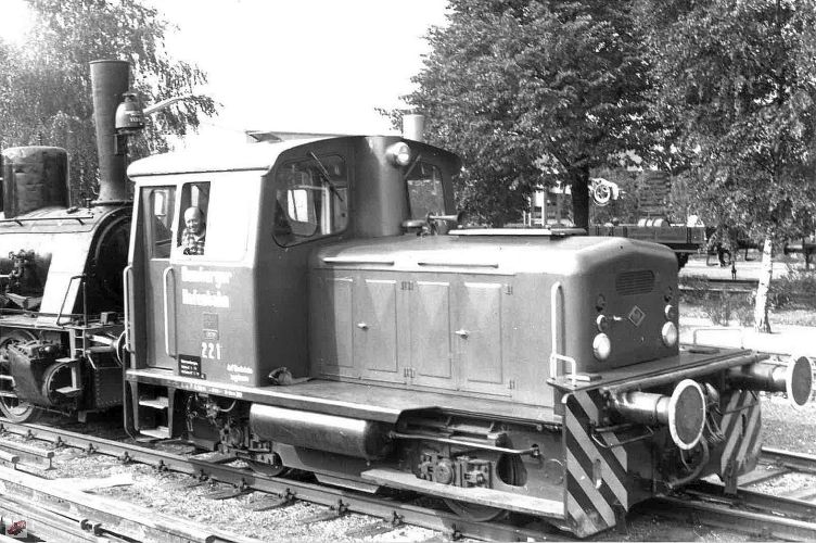 Lok 221 - 1-8