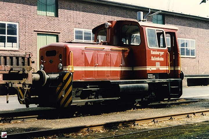 Lok 221 - 2-7