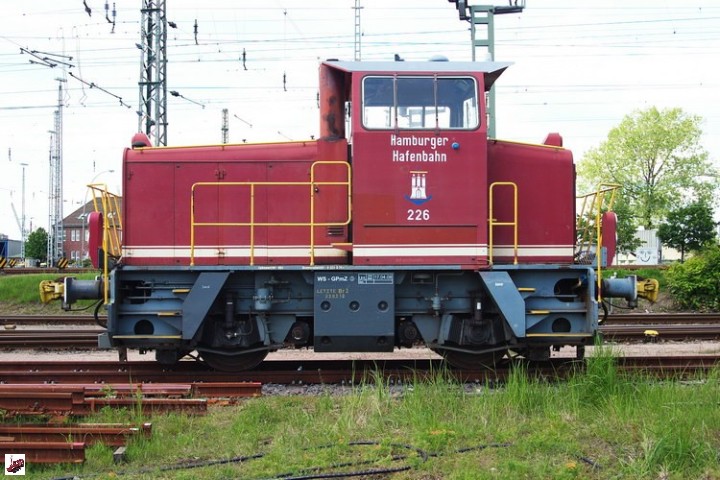 Lok 226 - 8-8