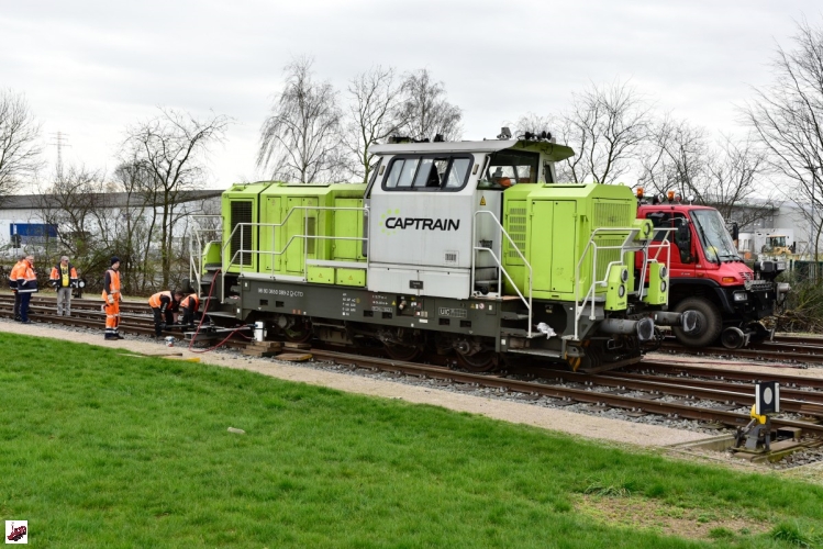 Zweiwege Unimog Hilfsfahrzeug 230 - 24