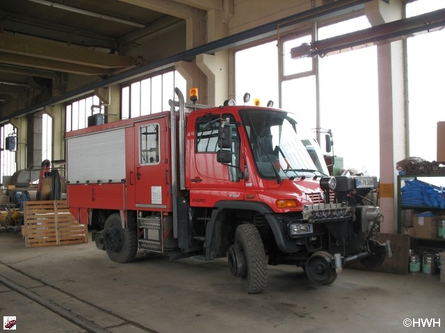 Zweiwege Unimog Hilfsfahrzeug 230 - 14